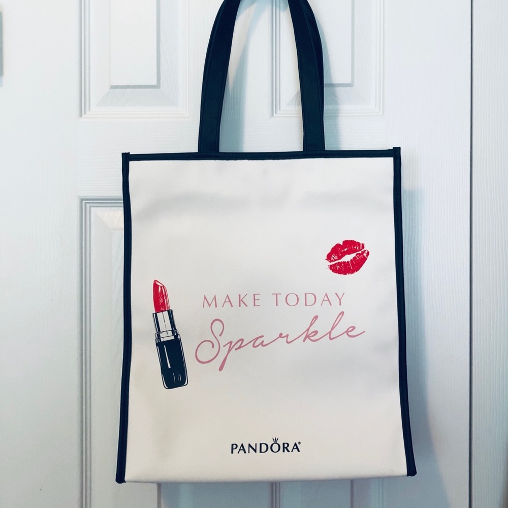 Pandora Black/White Adorable Tote Bag- NWOT Cute!!